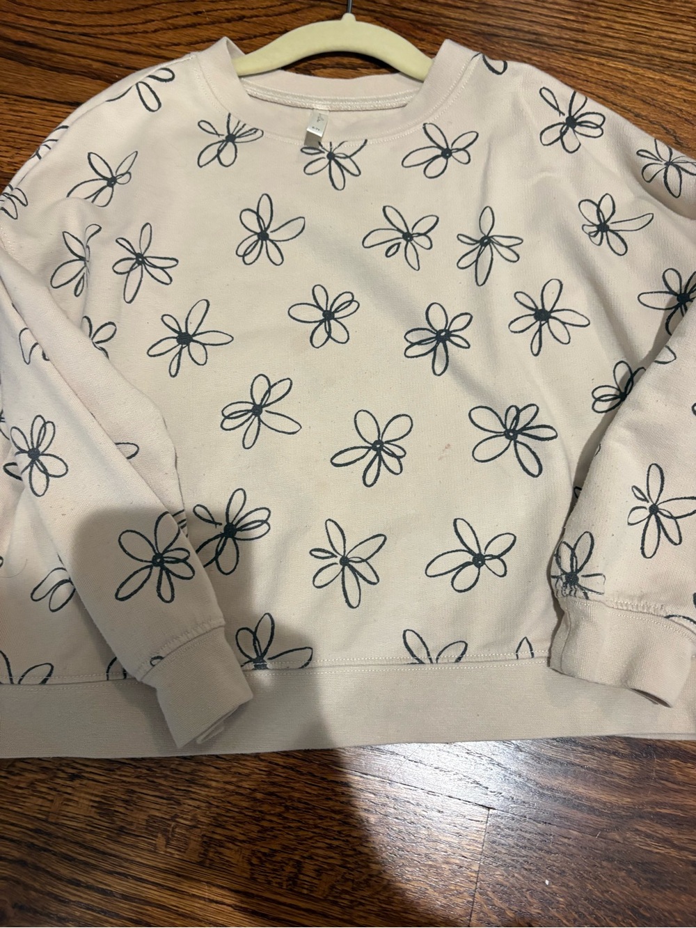 Daisey matching short set